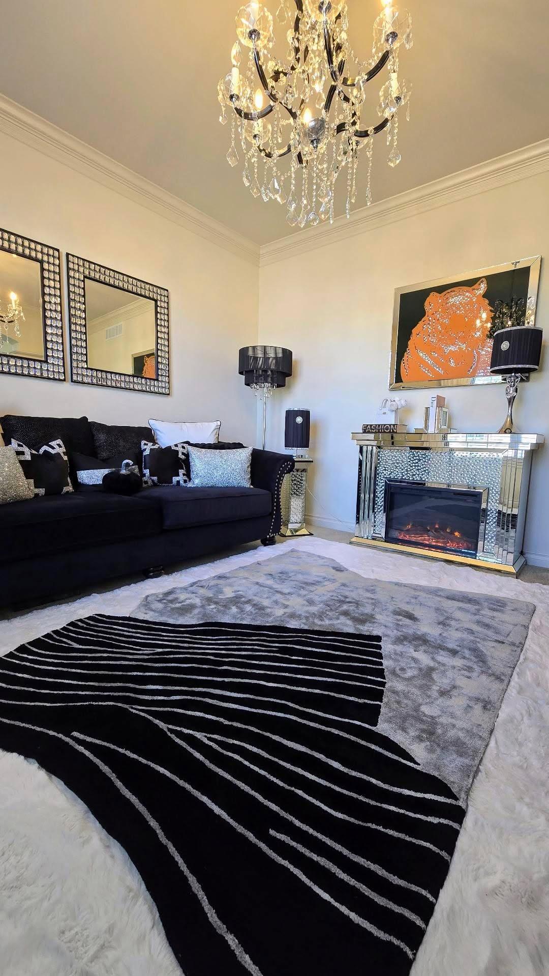 Abstract Rhythmic Line Hand Tufted Rug - Image 10
