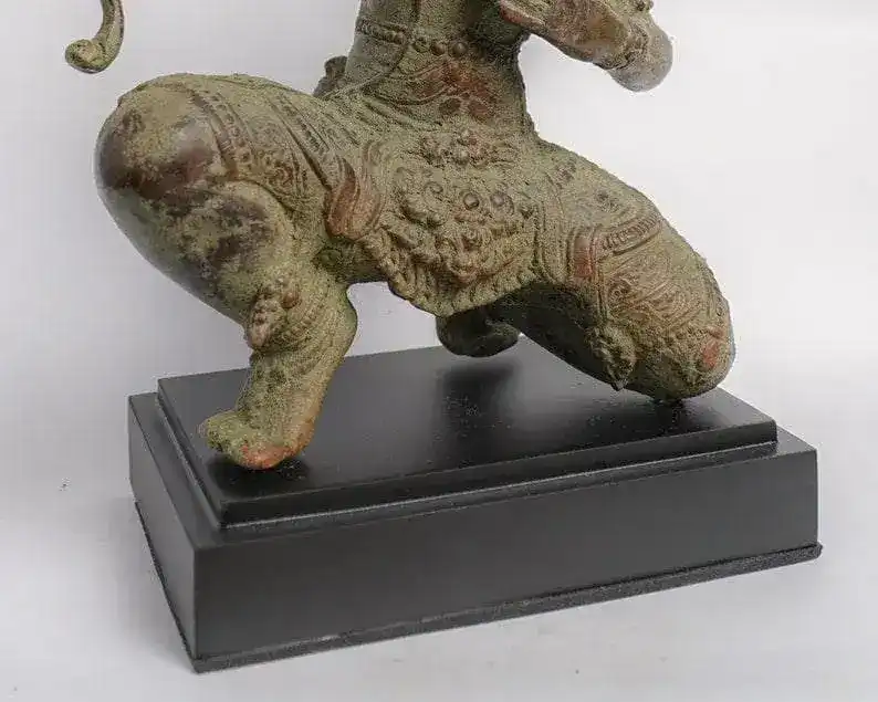 Arjuna Hindu God Bronze Figurine - Image 3
