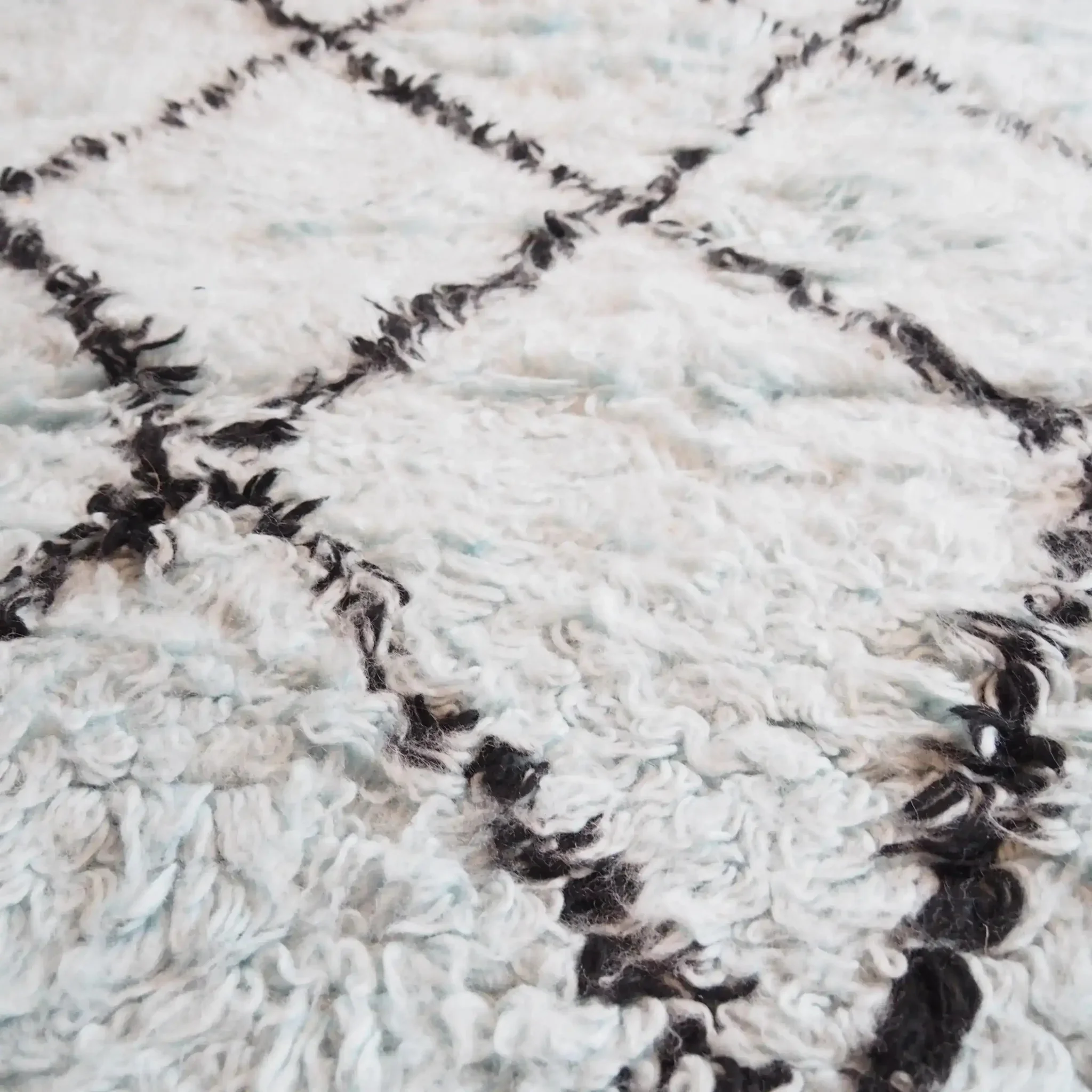 Black and Blue Diamonds Shag Wool Rug - Image 7