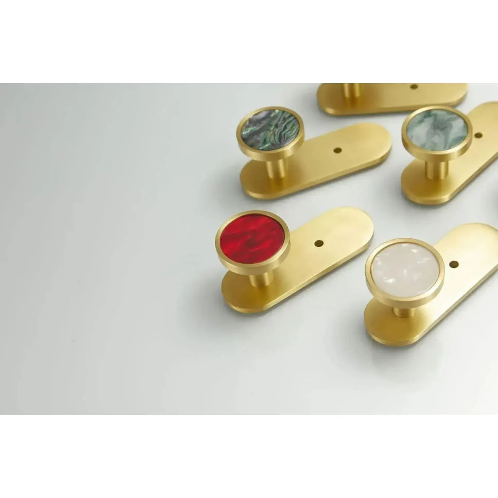 Brass Shell Wall Organizing Hook - Image 7