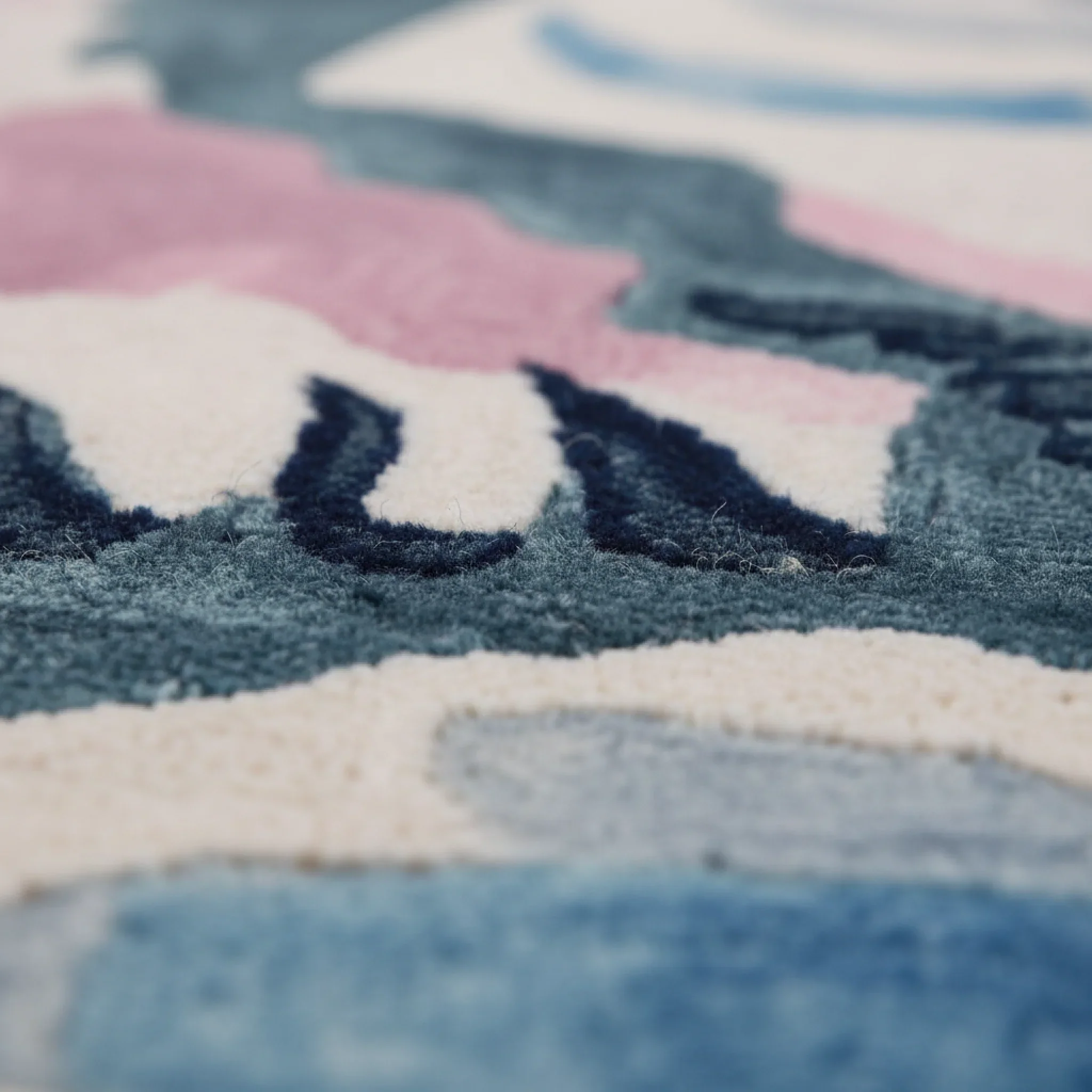 Celestial Eye Flow Hand Tufted Rug - Image 3