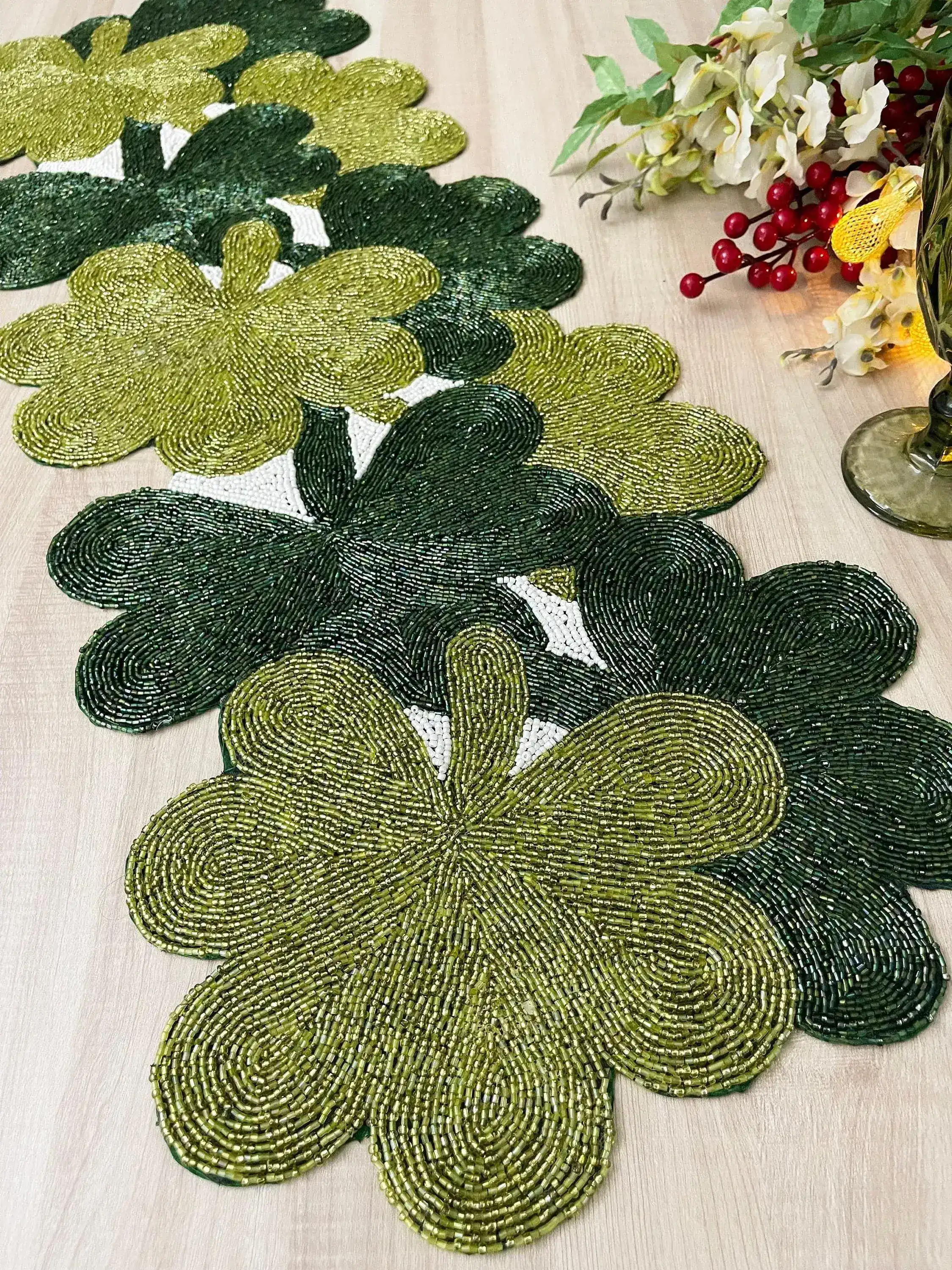 Clover Leaf Shamrock Beaded Table Runner - Image 3