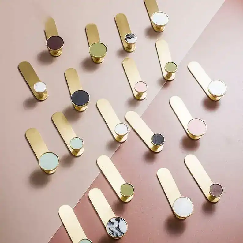 Colored Shell Brass Wall Organizer - Image 5