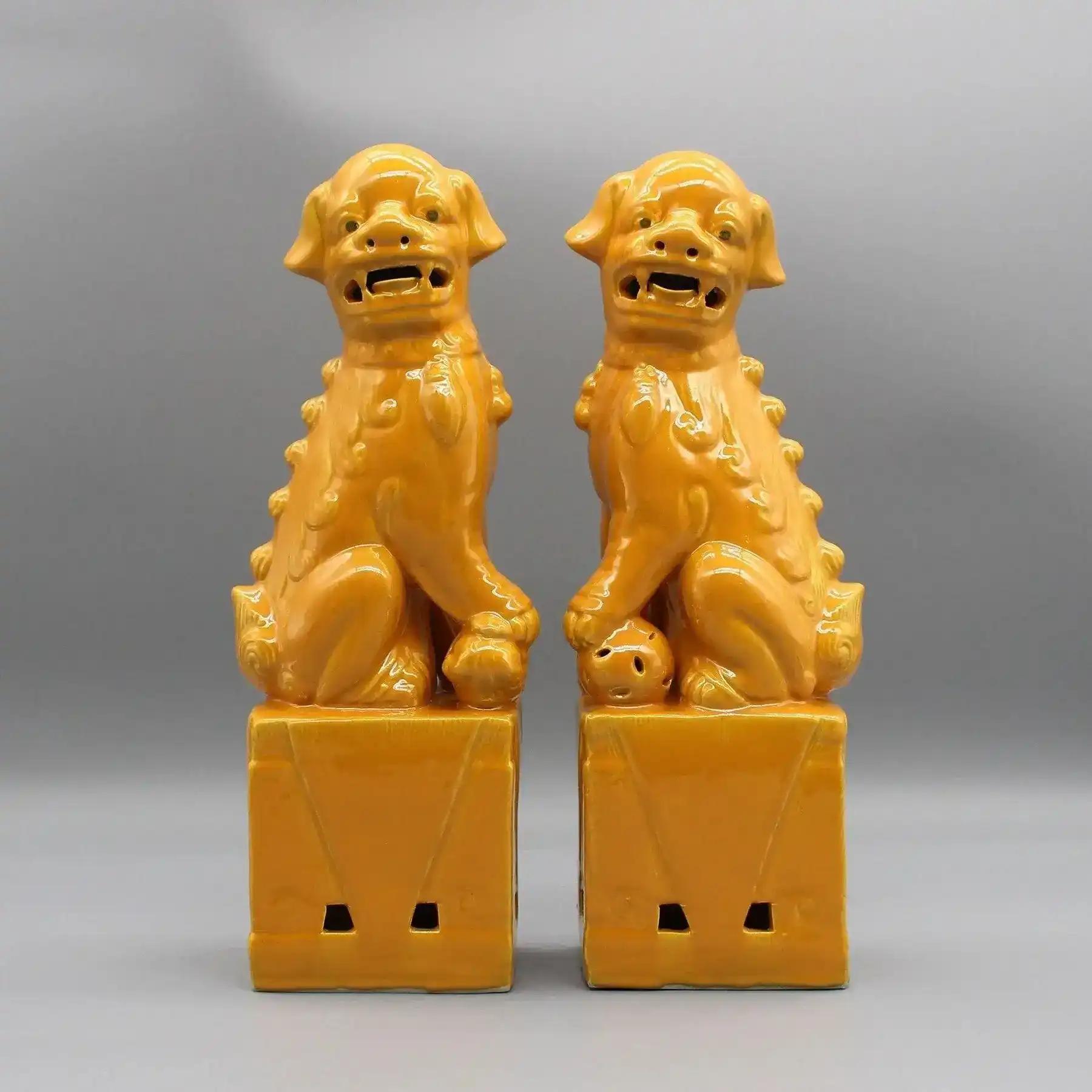 Foo Dogs Ceramic Figurines - Image 12
