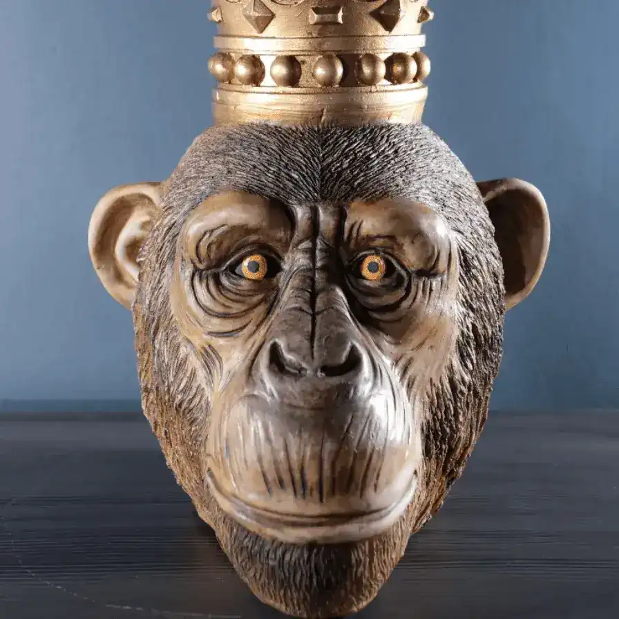 Golden Crown Monkey King Decor Statue - Image 3
