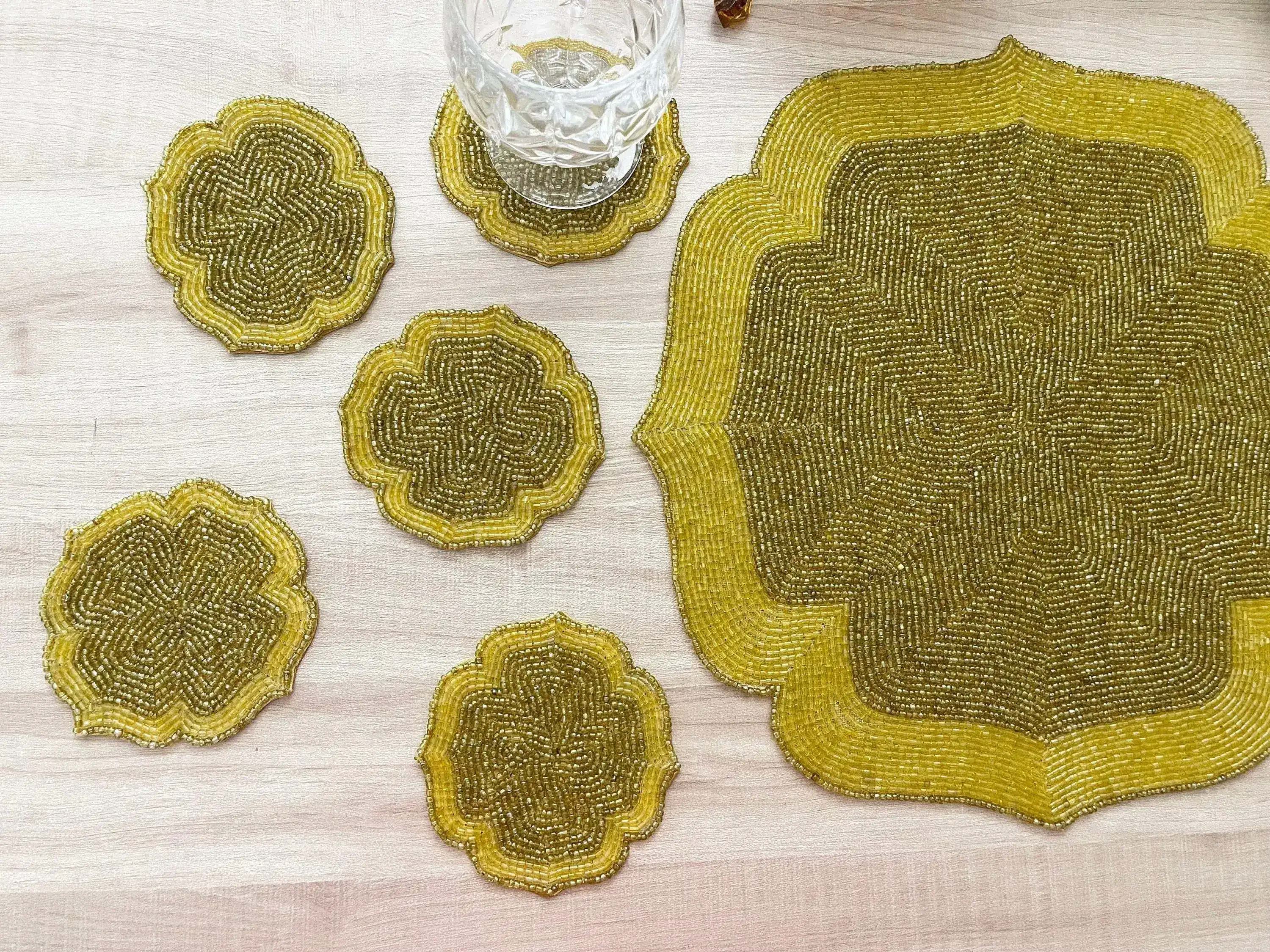Golden Taj Beaded Arch Placemat - Image 3
