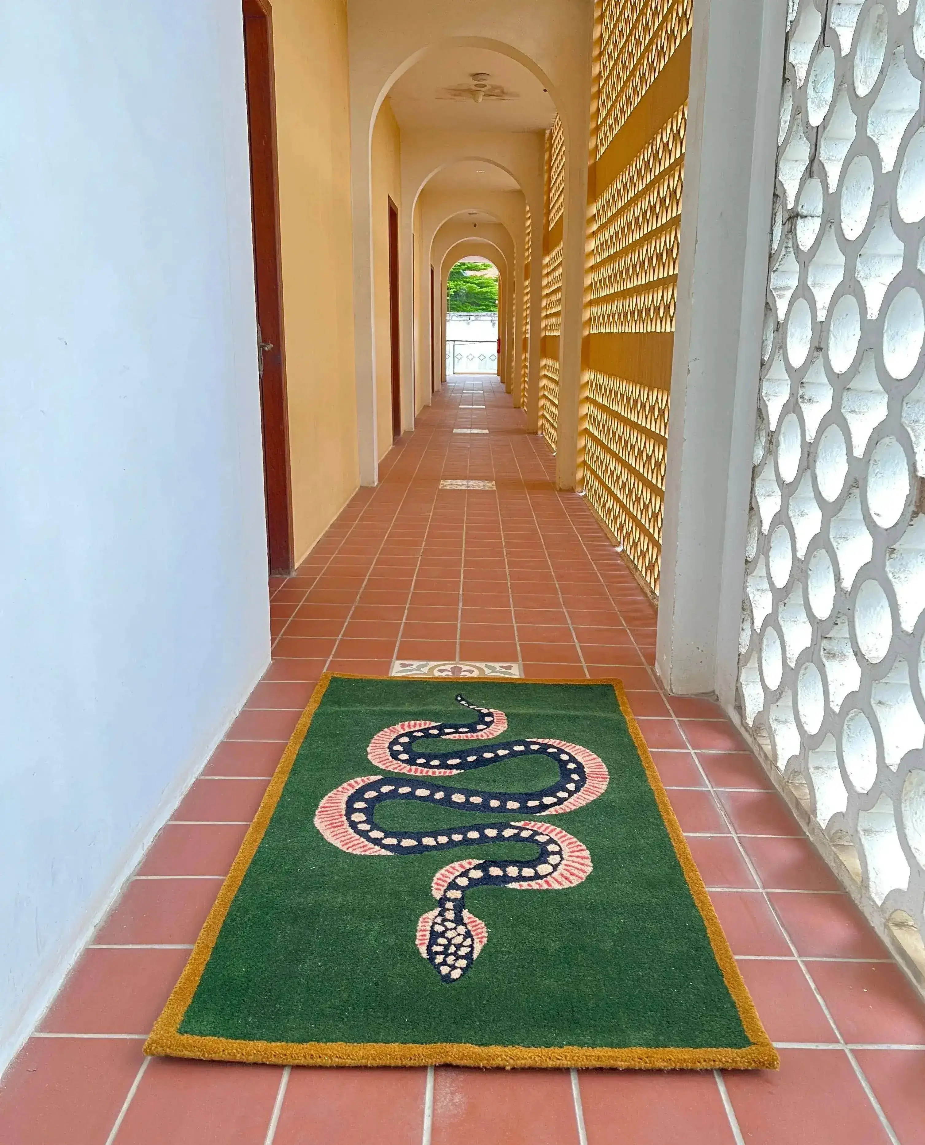 Green and Black Snake Hand Tufted Wool Area Rug - Image 2