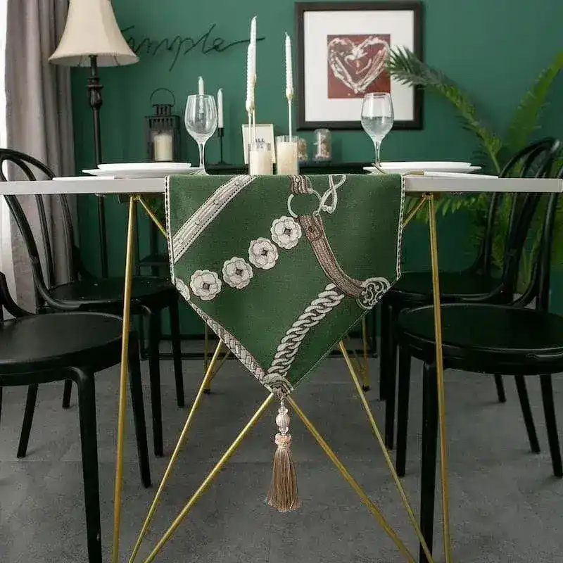 Jacquard Chain Printed Table Runner - Image 6