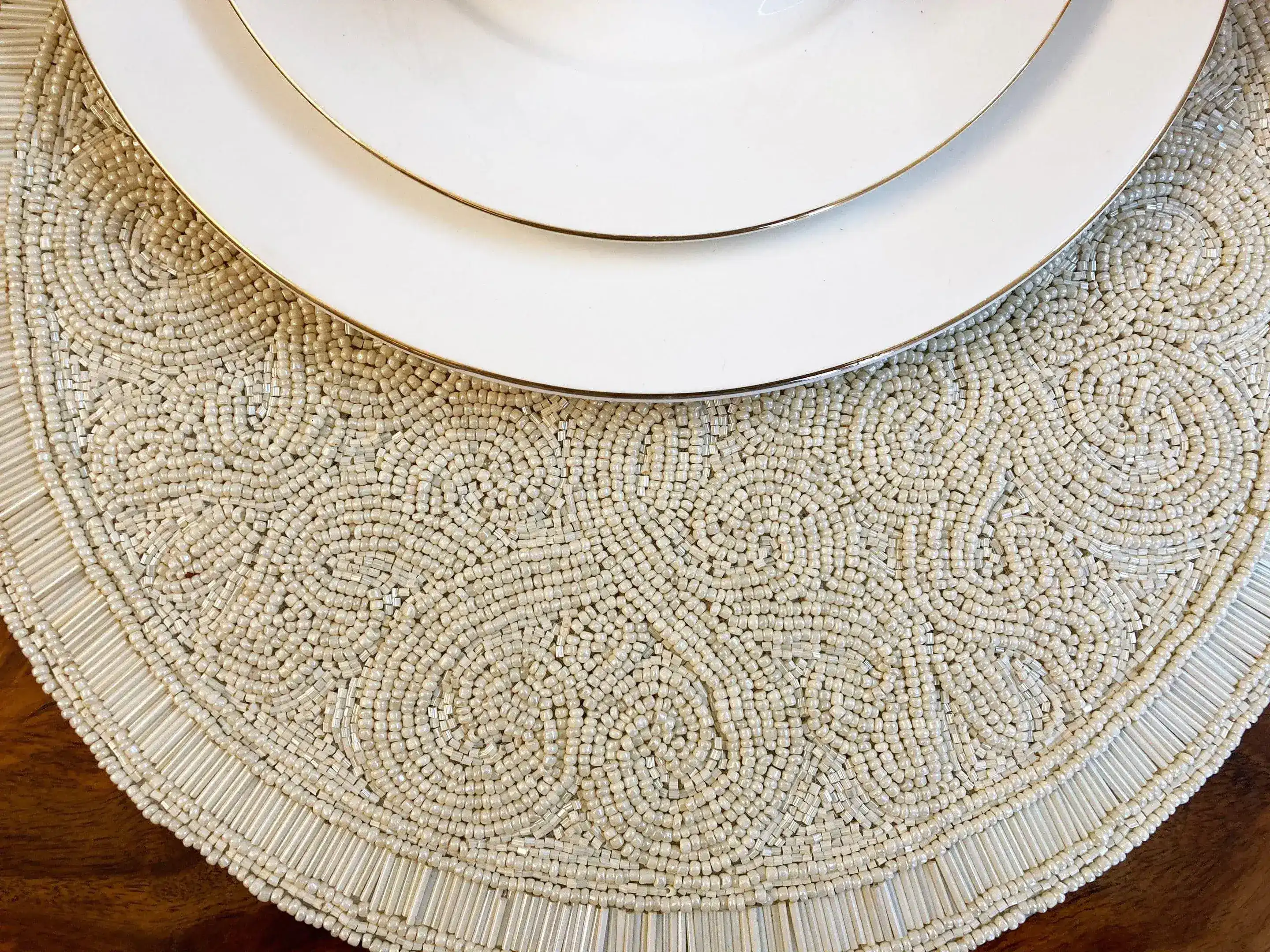 Set of 2 Kaiser Round Beaded Placemat - White - Image 2