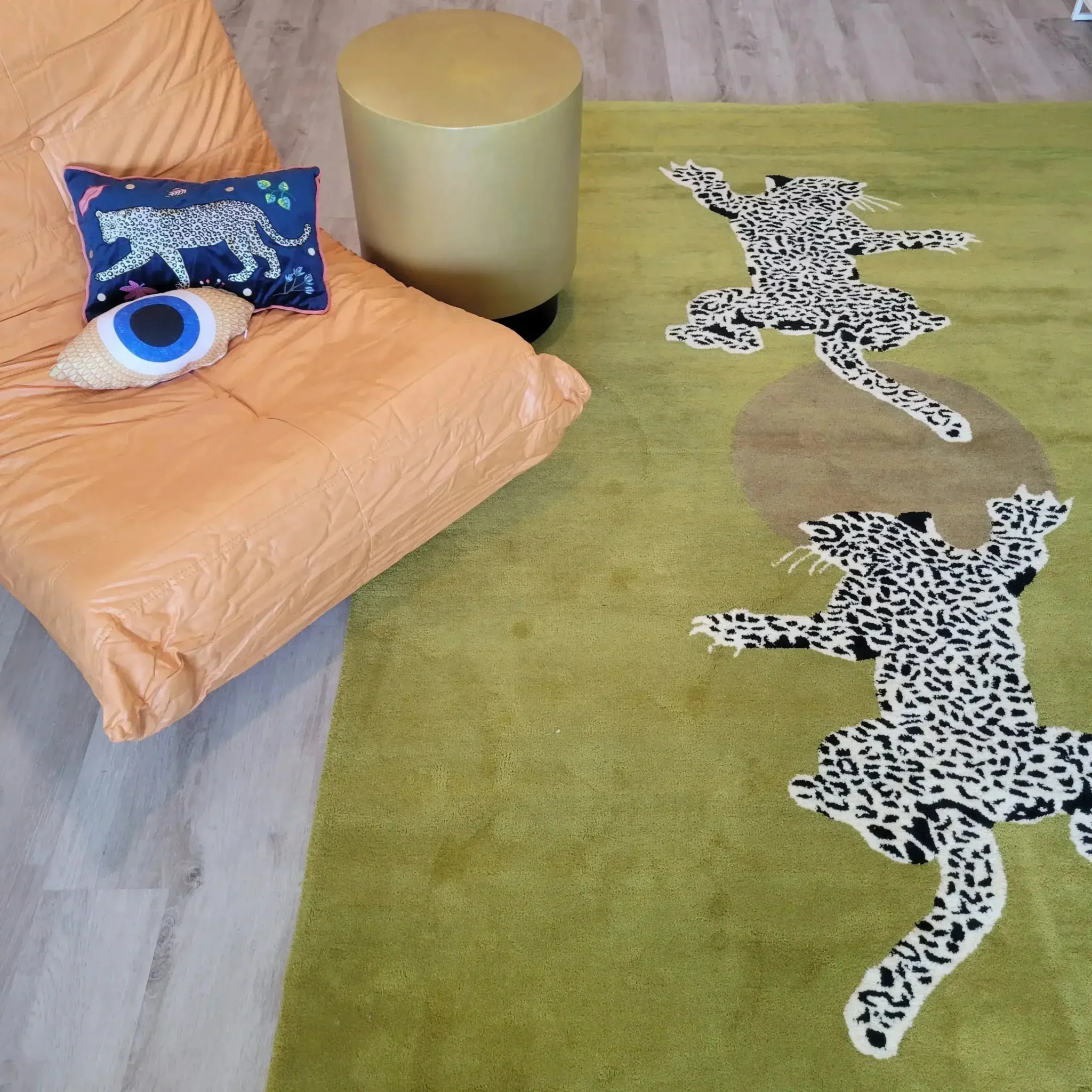 Leopards on Silky Road Hand Tufted Wool Rug Runner - Image 4