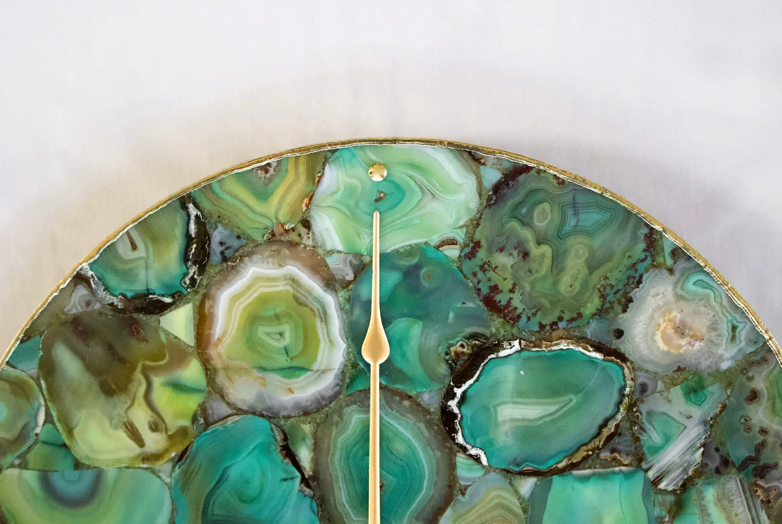 Light Green Agate Round Wall Clock - Image 4