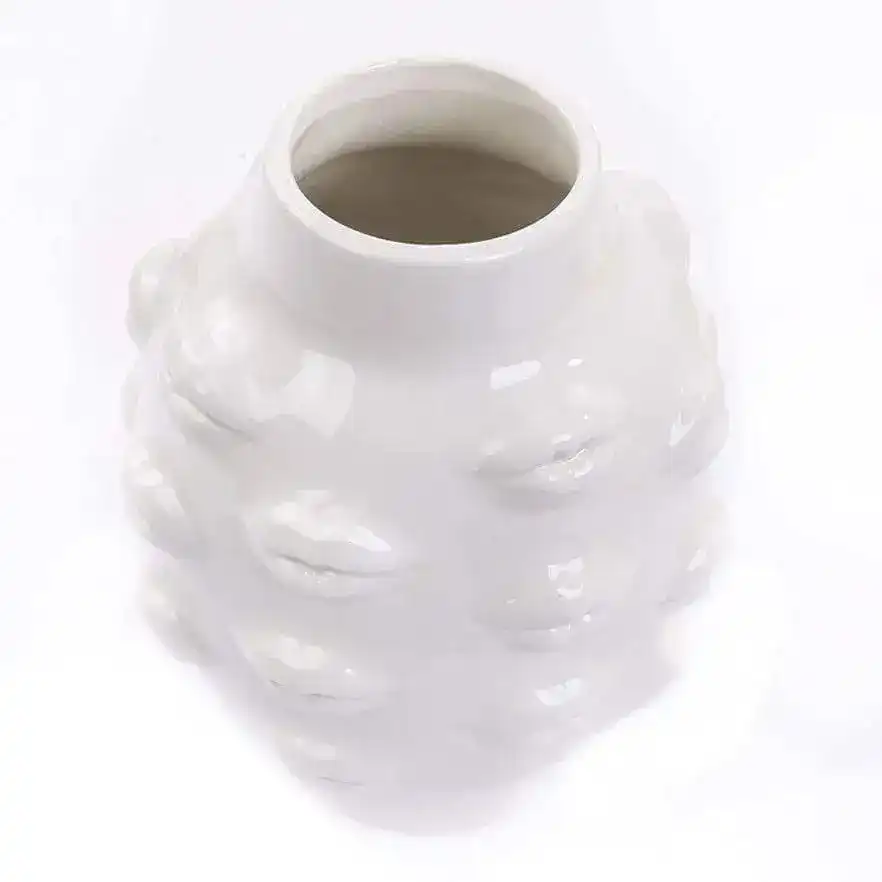 Lips Don't Lie Ceramic Vase - Image 3