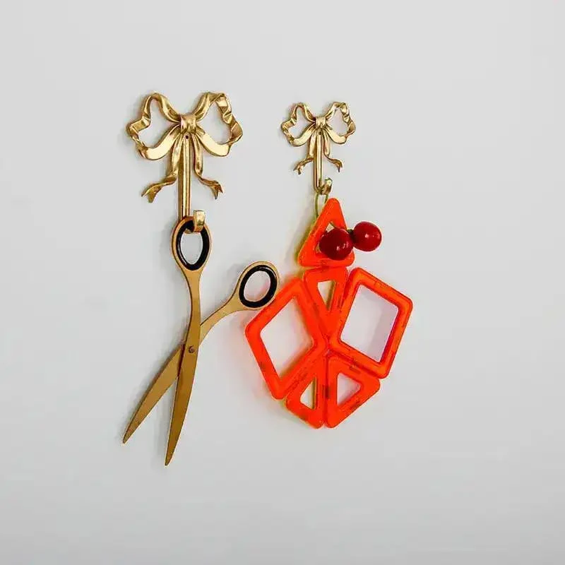 French Retro Bow Shape Brass Wall Hook - Image 4