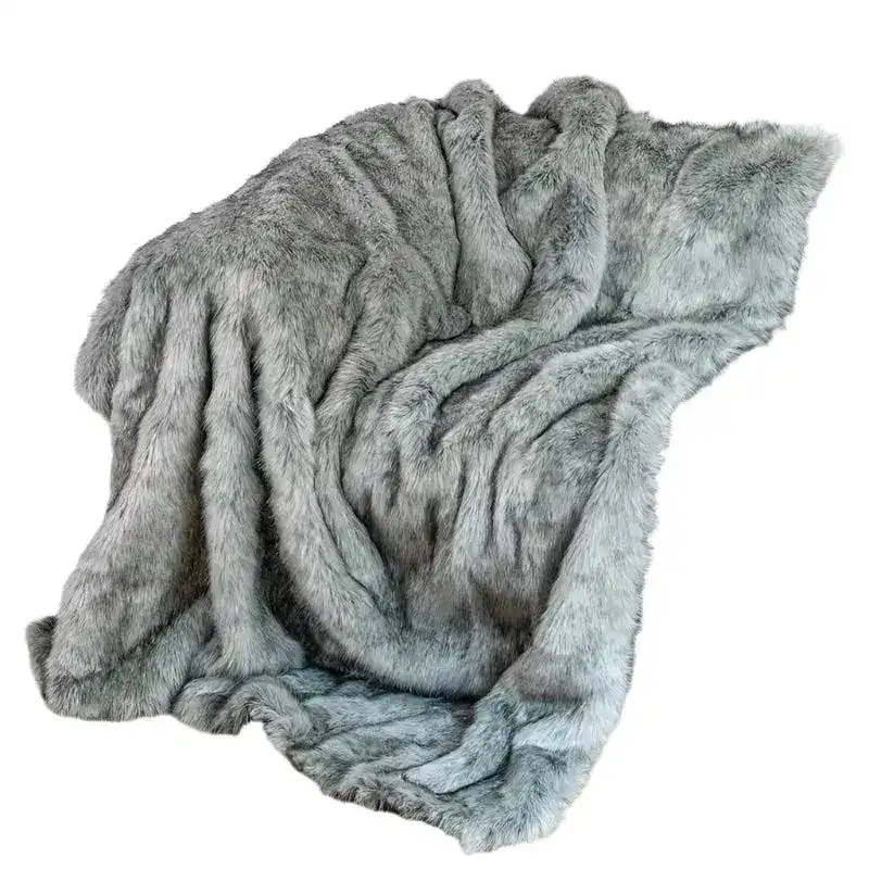 Luxury Faux Fur Blanket - Image 3