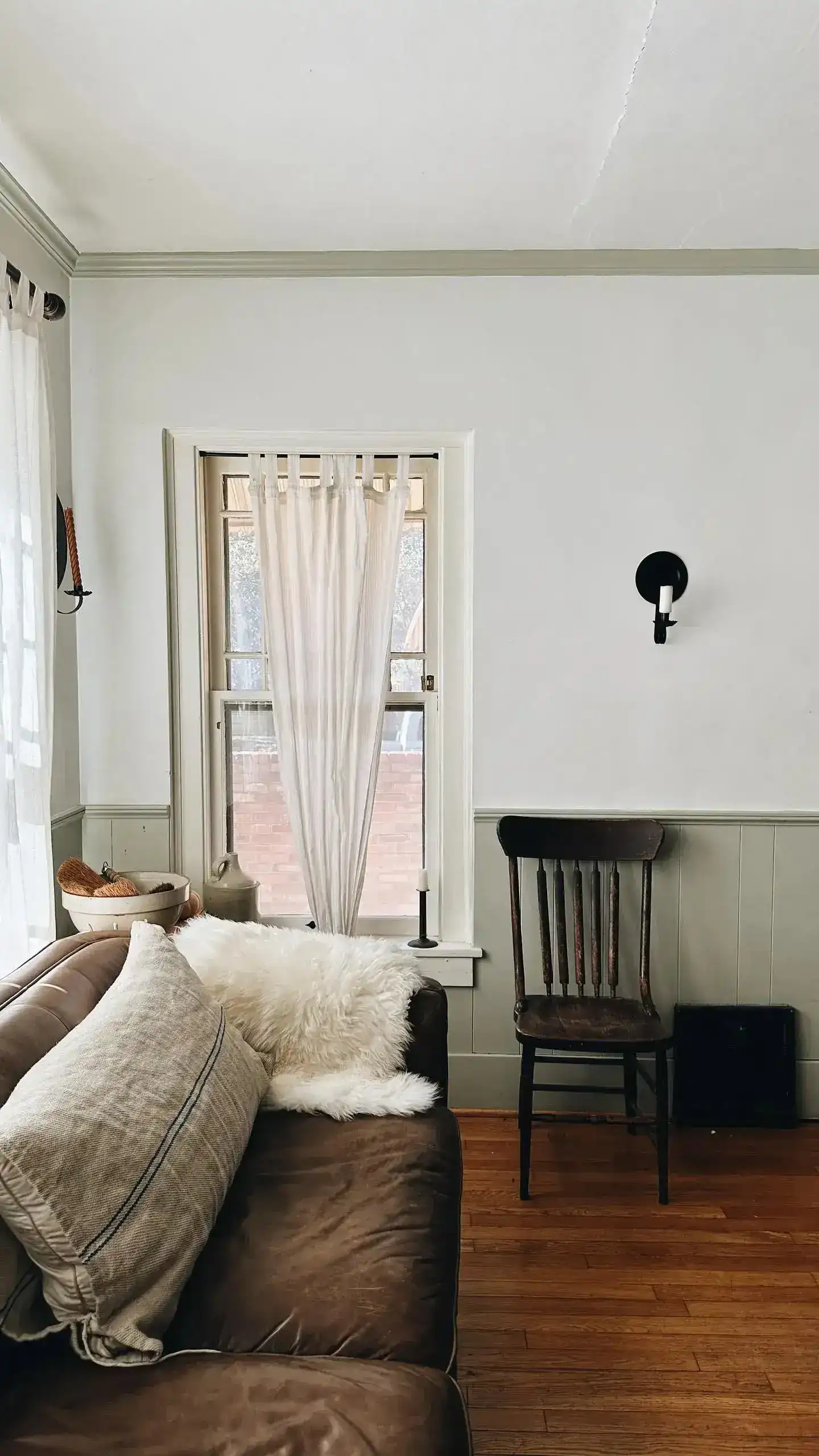 Premium New Zealand Sheepskin Pelt Rug - Image 5
