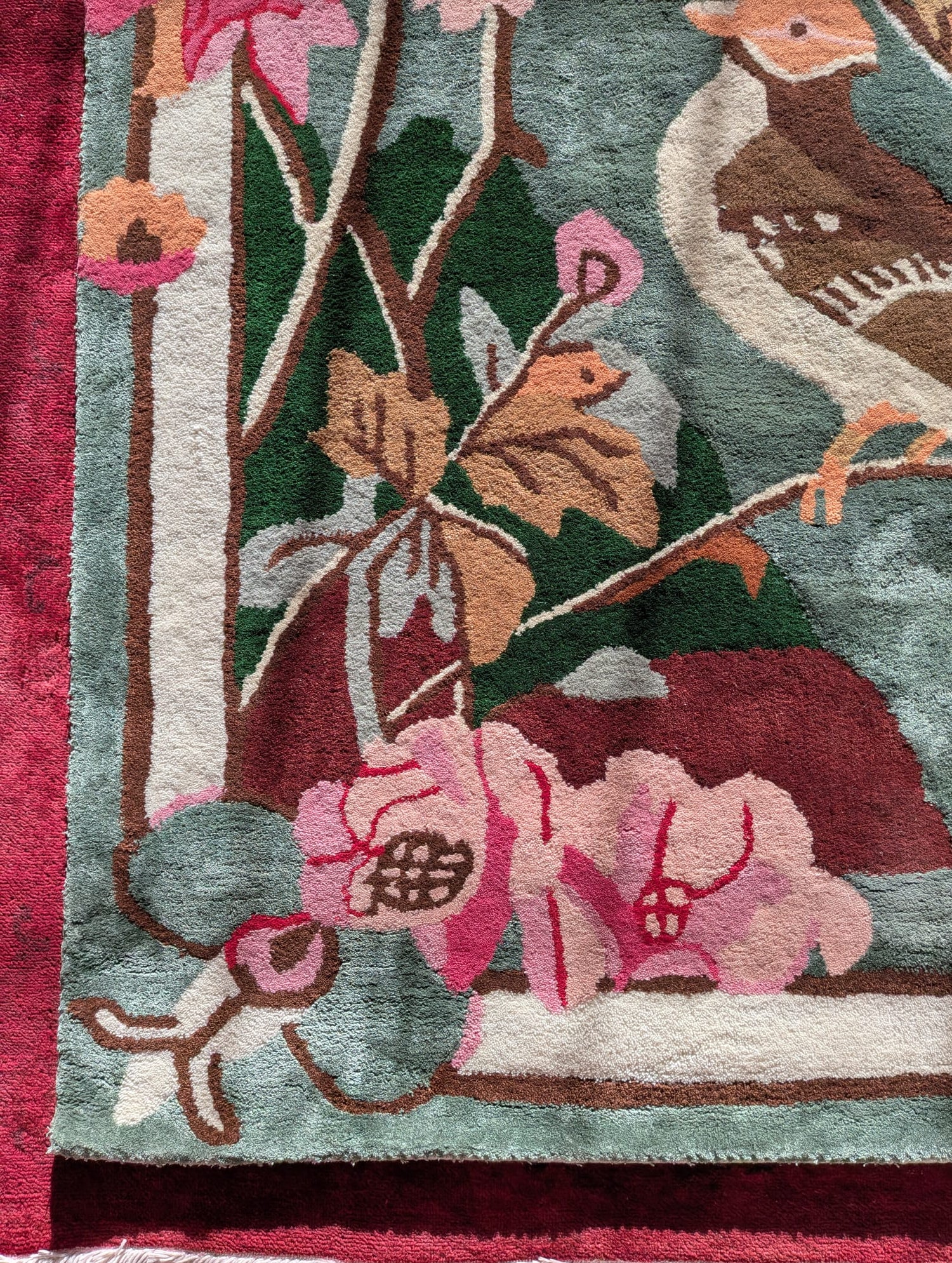 Regal Aviary Frame Hand Tufted Rug 4 x 6 ft - Image 2