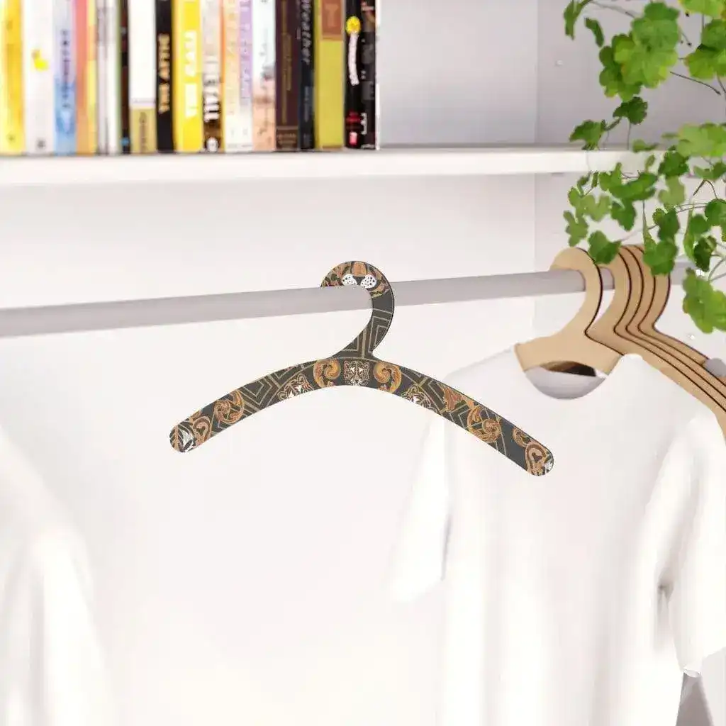 Royal Scout Wooden Hanger - Image 7