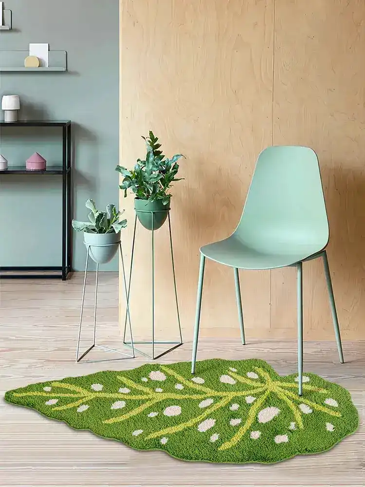 Spotted Begonia Leaf Art Tufted Bath Rug - Image 3