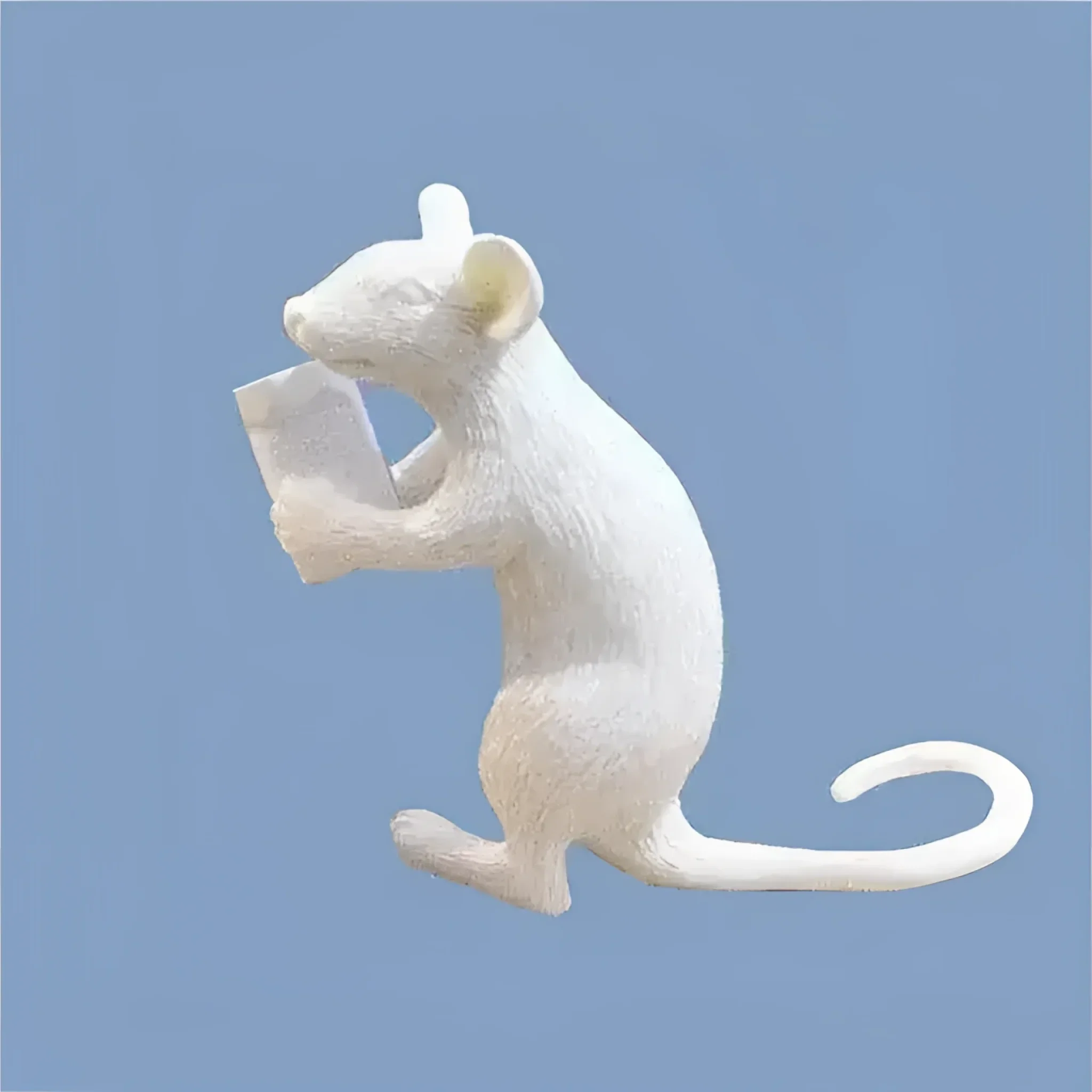 The Mini Mice Lamp - Image 10