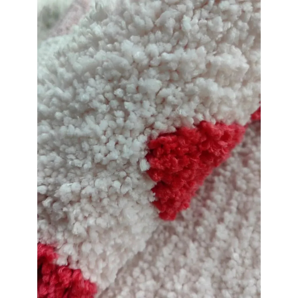 The Queen of Hearts Bath Mat - Image 12