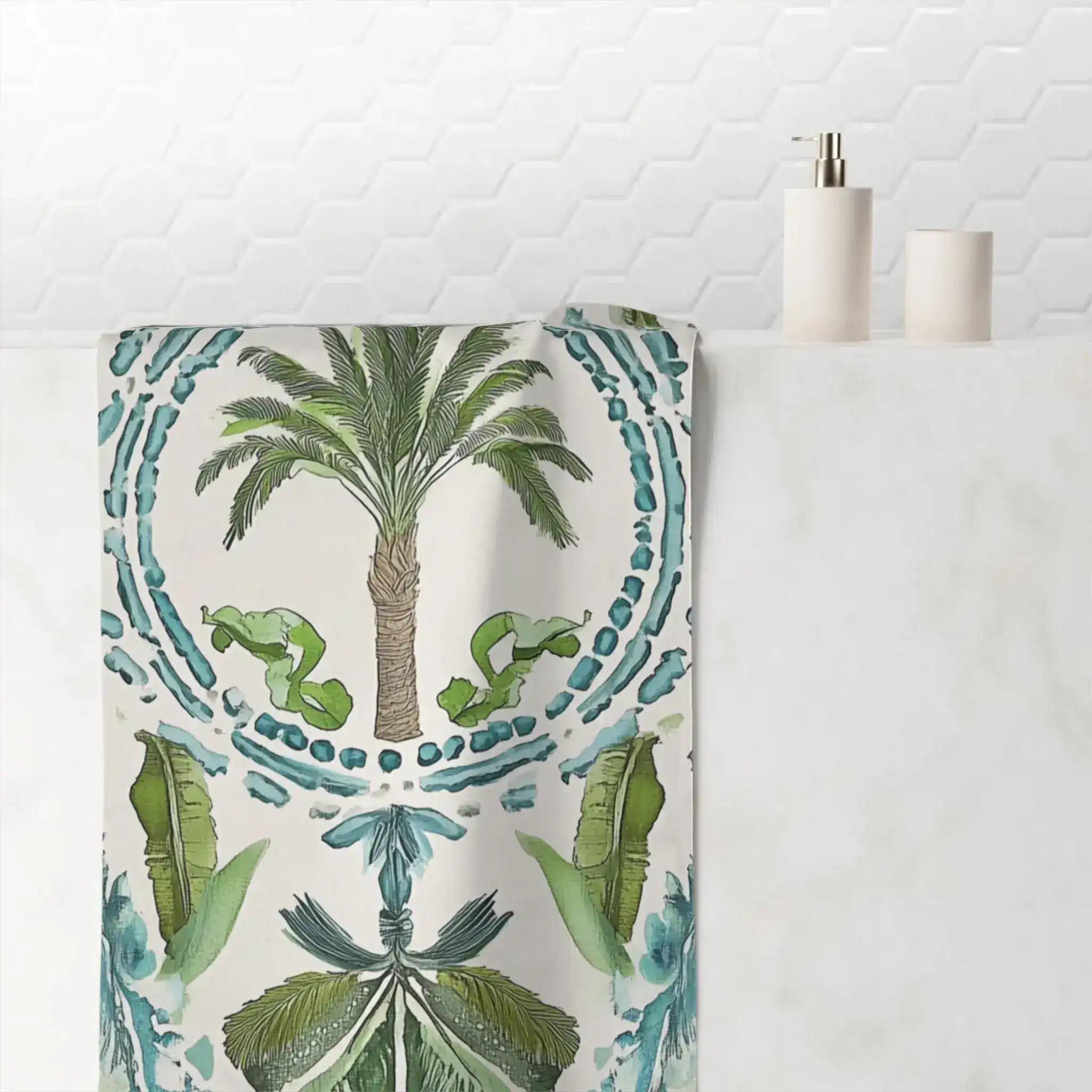 Tropical Oasis Palm Bath Towel - Image 4