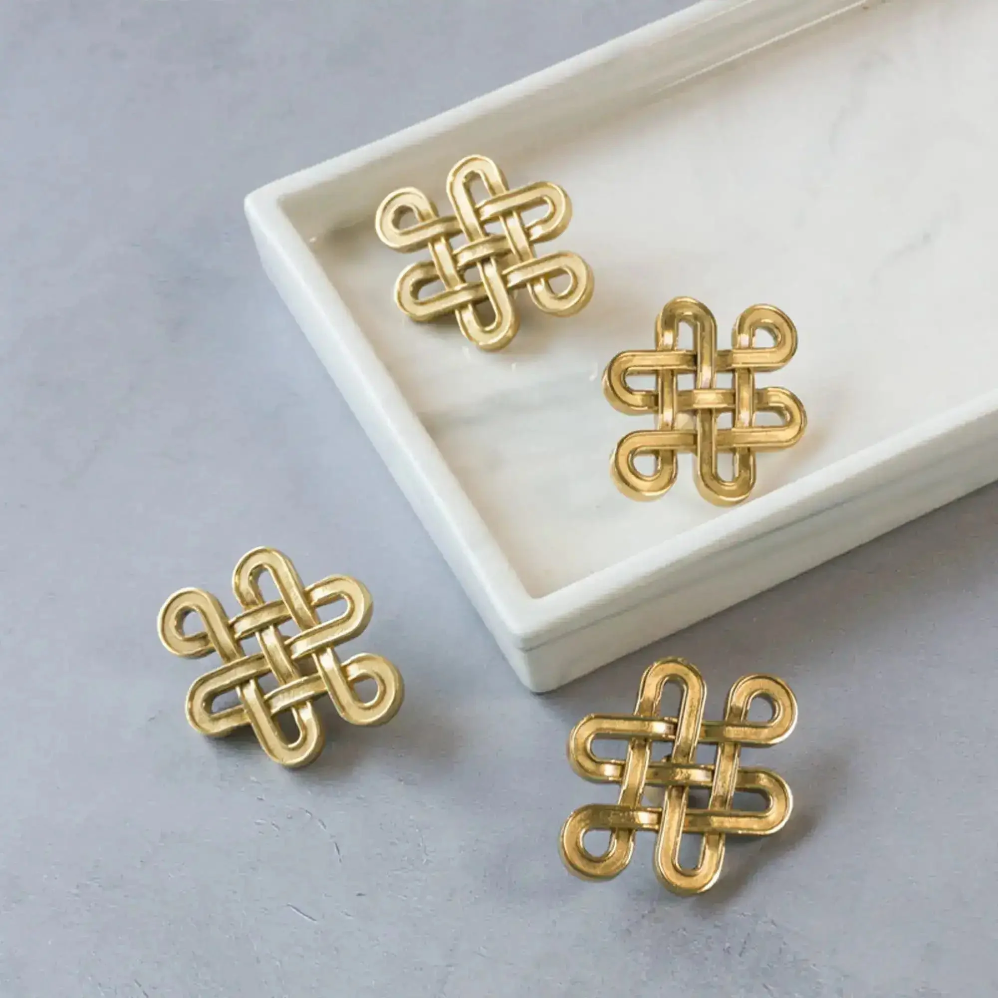 Vintage inspired Brass Twisted Cabinet Drawer Knob - set of 2 - Image 5