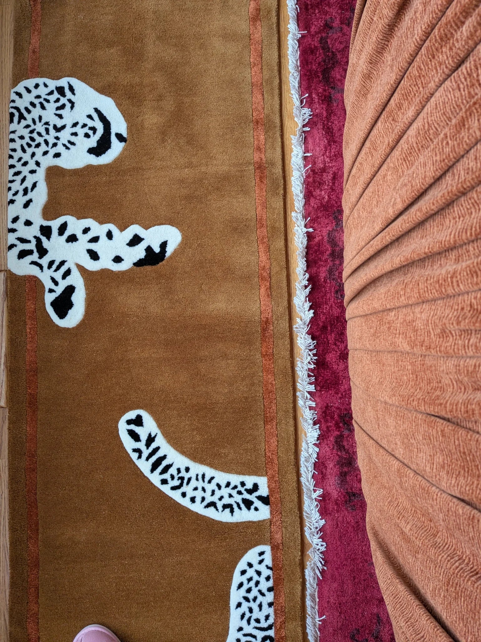 Walking Leopard on Silk Road Hand Tufted Runner Rug -  Brown 2' x 6' - Image 12