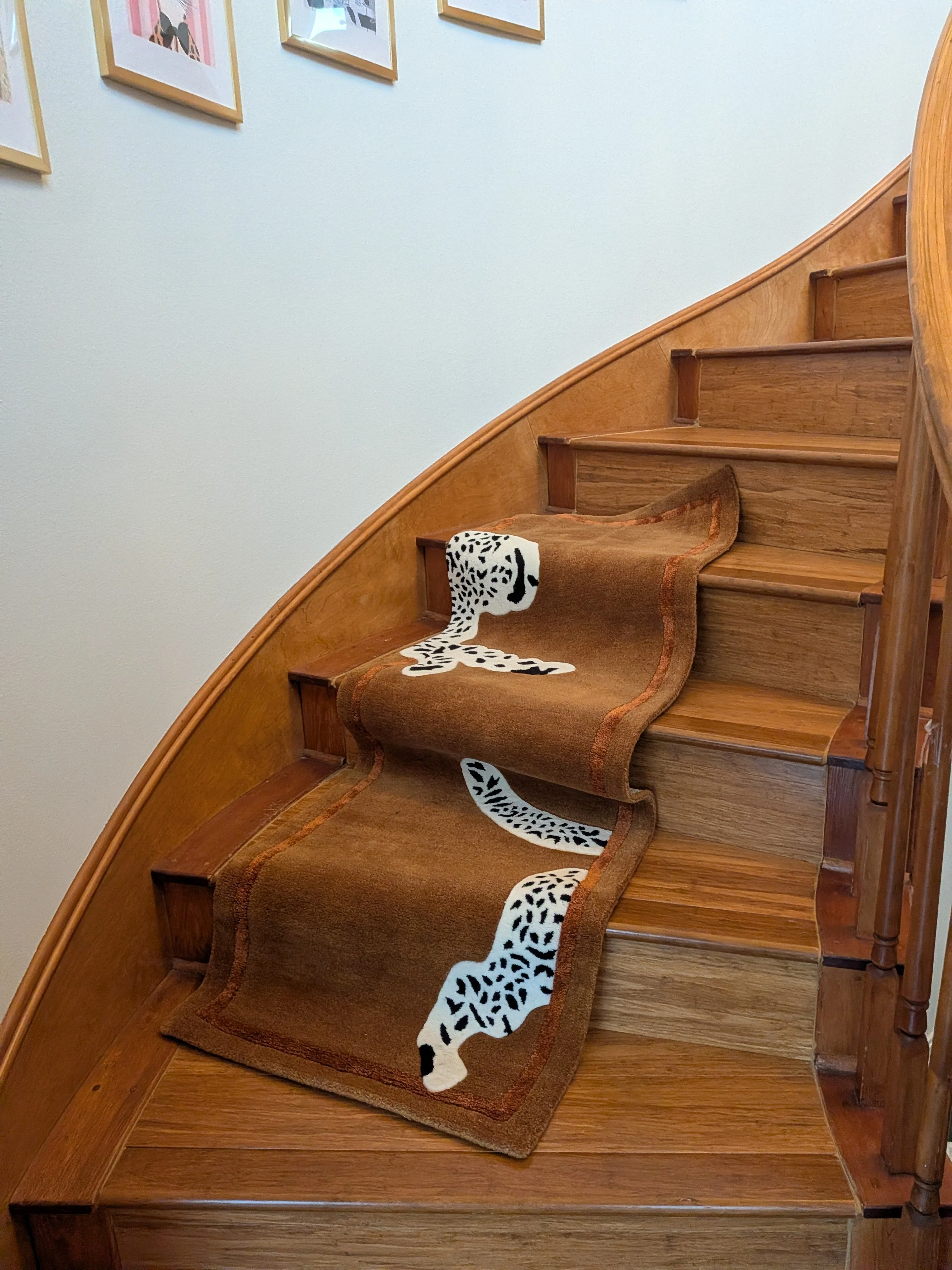 Walking Leopard on Silk Road Hand Tufted Runner Rug -  Brown 2' x 6' - Image 8