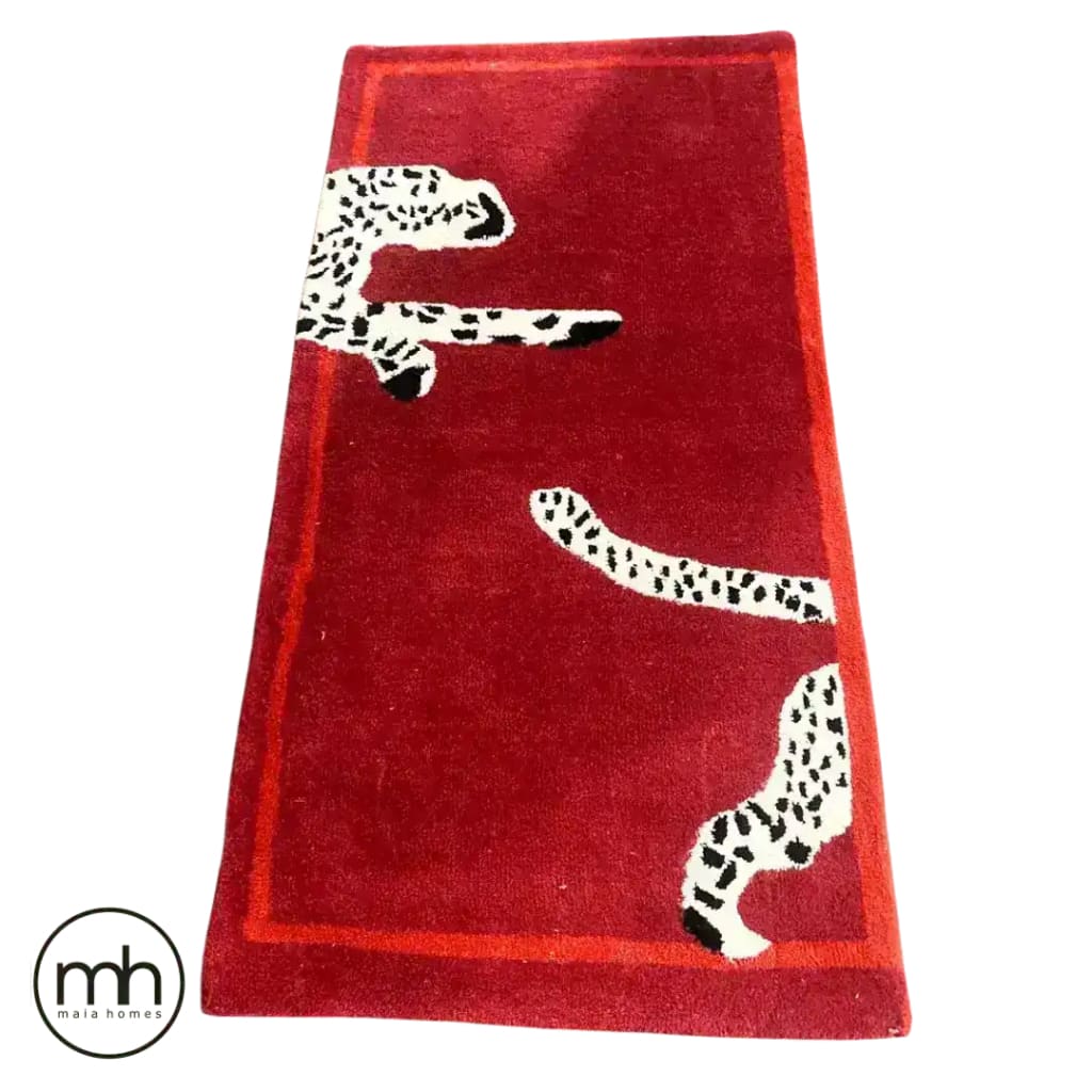 Walking Wild Cat Leopard on Silk Road Hand Tufted Wool Rug 5ft